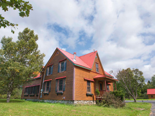 Auberge Aux Toits Rouges