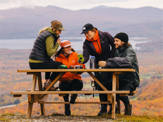 Défi randonnée Helly Hansen à Bromont, montagne d'expériences - Cantons-de-l'Est